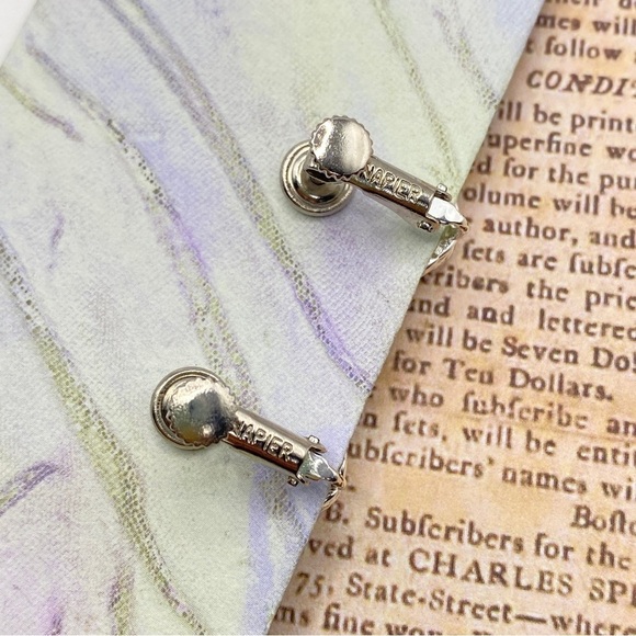 NAPIER Silver Tone Knot Hinge Clip On Earrings - Picture 2 of 8